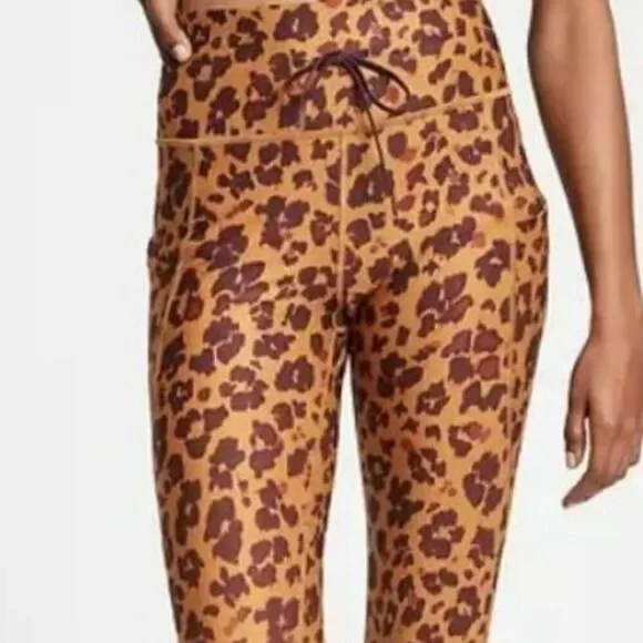 Gap High Rise Blackout Full Length Drawcord Leggings in Leopard Print Small - Picture 2 of 11